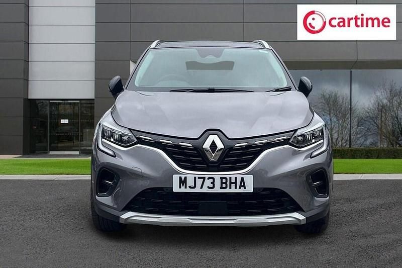 Second-hand Renault Captur Techno 143 CP (105 kW) 2023 Gri SUV
