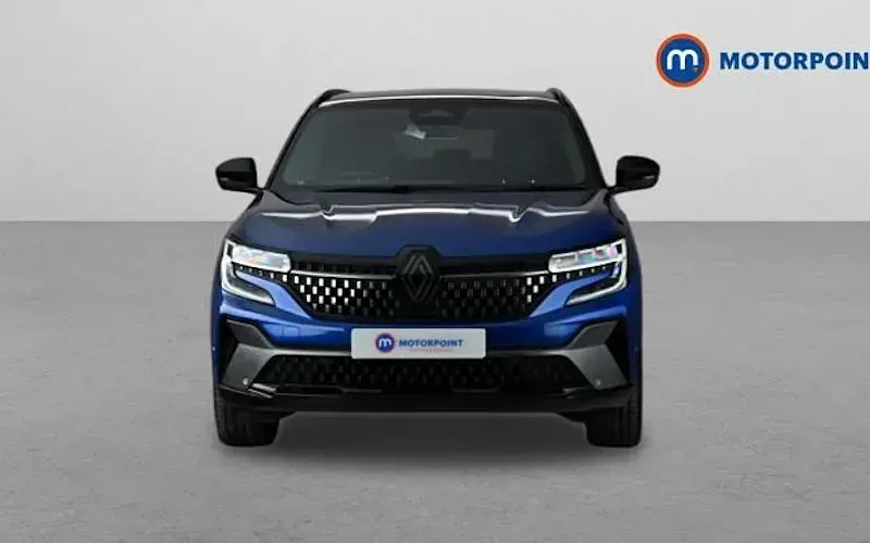 Used Renault Austral Iconic Esprit Alpine 200 HP (147 kW) 2024 Blue/black SUV