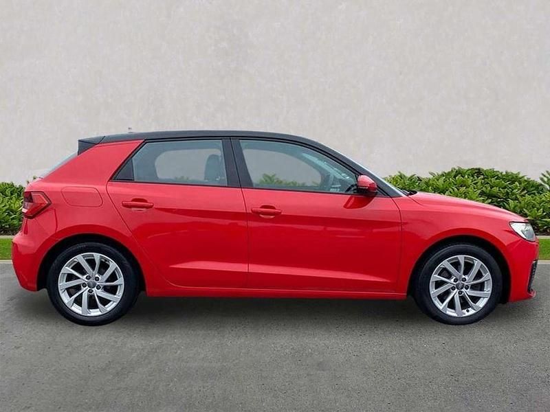 Used Audi A1 Sport 116 HP (85 kW) 2019 Red SUV