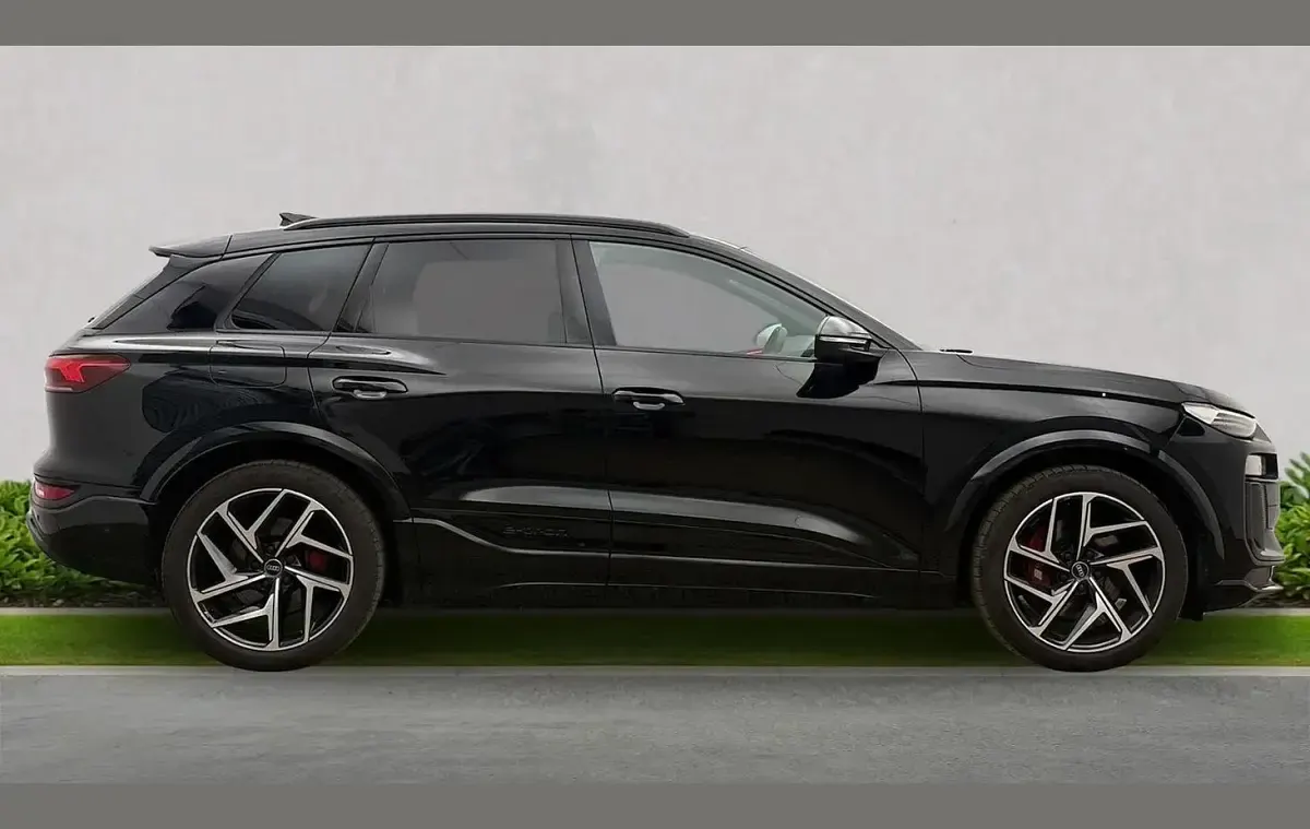 Used Audi SQ6 e-tron Advanced 359 kW (489 HP) 2024 Black SUV