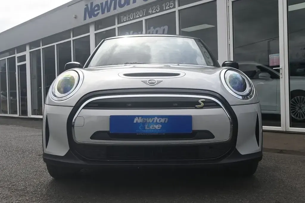 Used Mini Cooper SE Hatch 135 kW (184 HP) 2022 Silver Hatchback