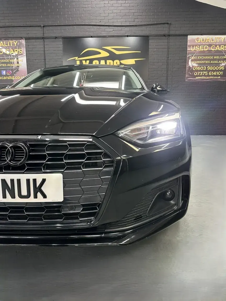 Używany Audi A5 Sport 2021 Czarny Coupe