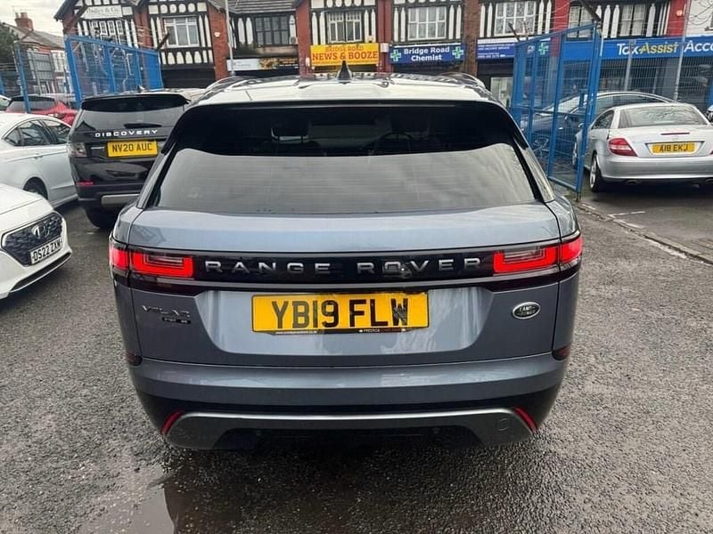 Used Land Rover Range Rover Velar SE Dynamic 180 HP (132 kW) 2019 Blue SUV