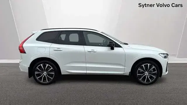 Used Volvo XC60 Plus 247 HP (181 kW) 2025 SUV