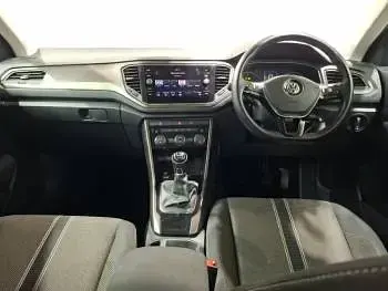 Used VW T-Roc SE 115 HP (84 kW) 2018 White SUV