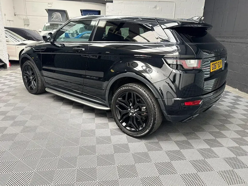 Used Land Rover Range Rover evoque HSE Dynamic 2017 Black Coupe