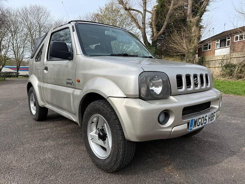 Used Suzuki Jimny 2005 Silver SUV