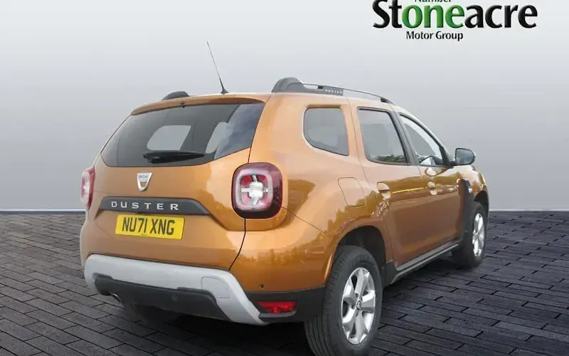 Used Dacia Duster Comfort 116 HP (85 kW) 2021 Orange SUV