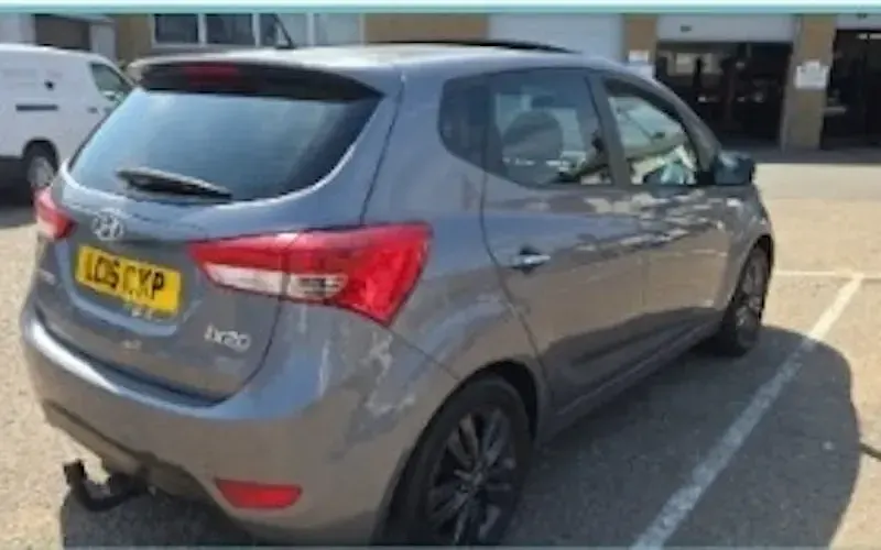 Used Hyundai ix20 Style 90 HP (66 kW) 2015 Grey Hatchback