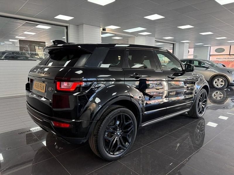 Used Land Rover Range Rover evoque HSE Dynamic 150 HP (110 kW) 2018 Black SUV