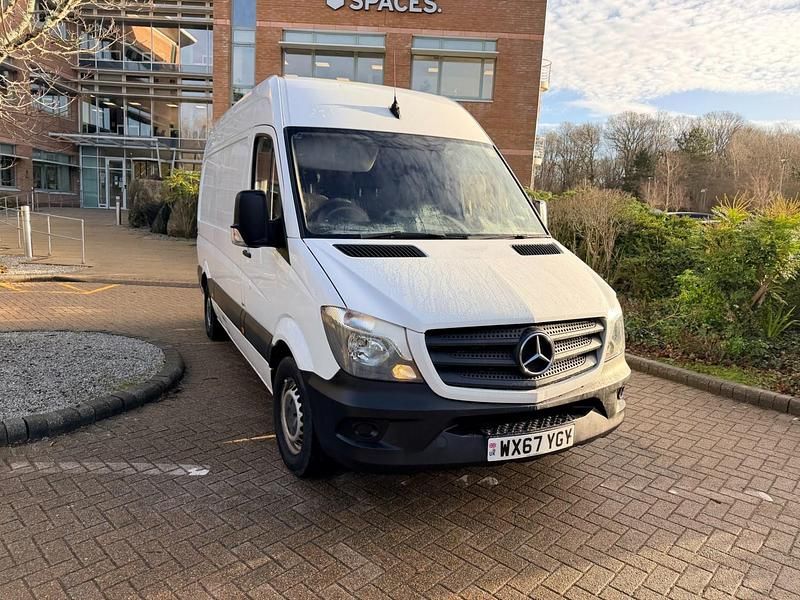 Używany Mercedes Sprinter 140 KM (102 kW) 2017 Biały Van