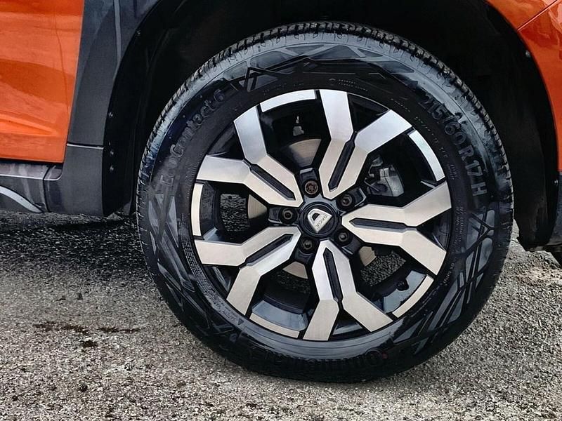 Used Dacia Duster Prestige 150 HP (110 kW) 2022 Orange SUV