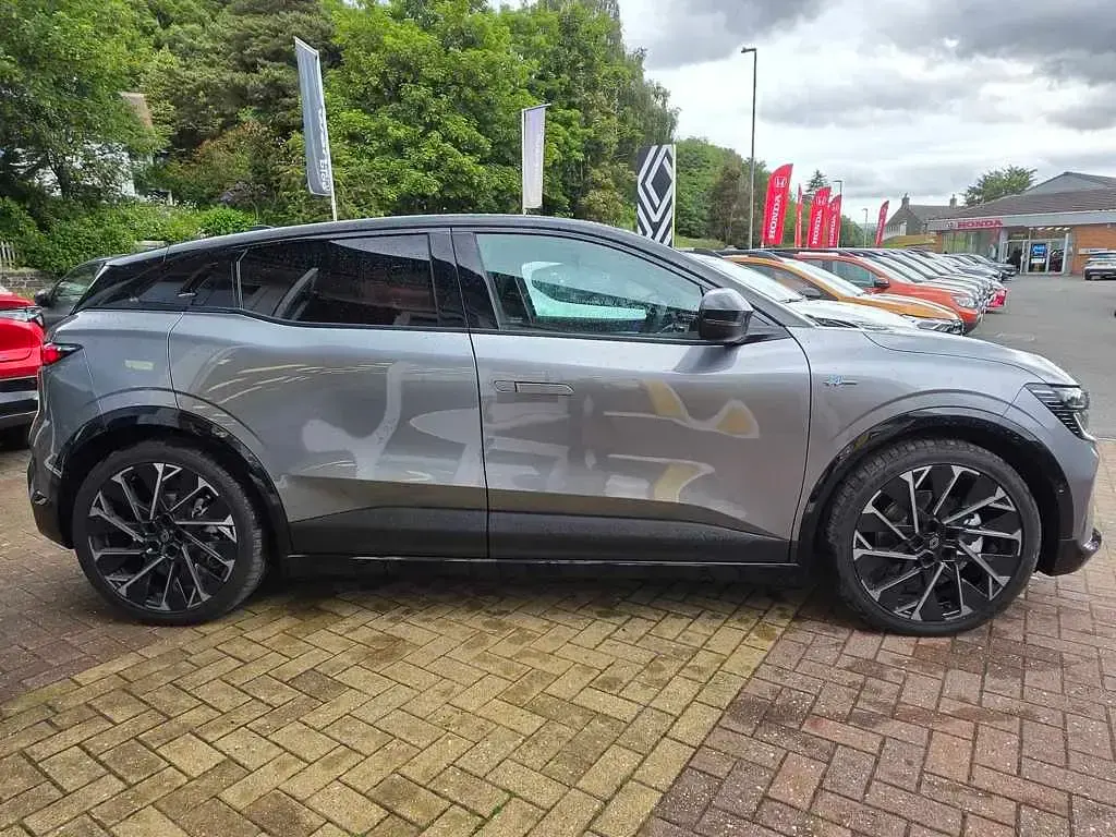Used Renault Mégane IV Techno Esprit Alpine 160 kW (218 HP) 2026 Shadow grey & black  Hatchback