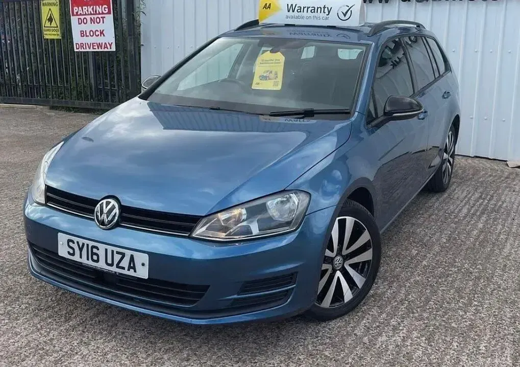 Used VW Golf VII SE 150 HP (110 kW) 2016 Blue Estate