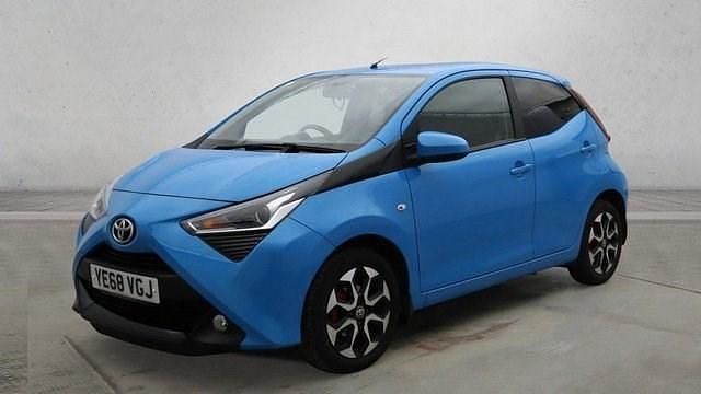 Usado Toyota Aygo X-plore 71 HP (52 kW) 2018 Azul Citadino