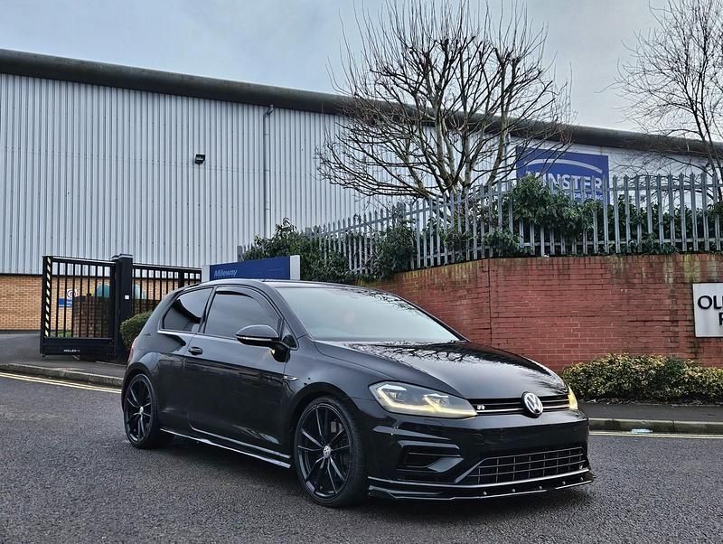 Used VW Golf VII R 2018 Black Hatchback