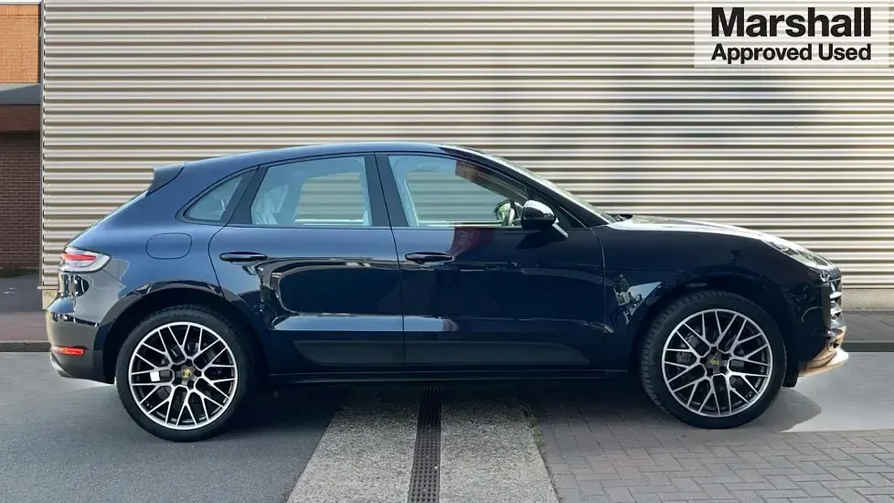 Used Porsche Macan 354 HP (260 kW) 2021 Blue SUV
