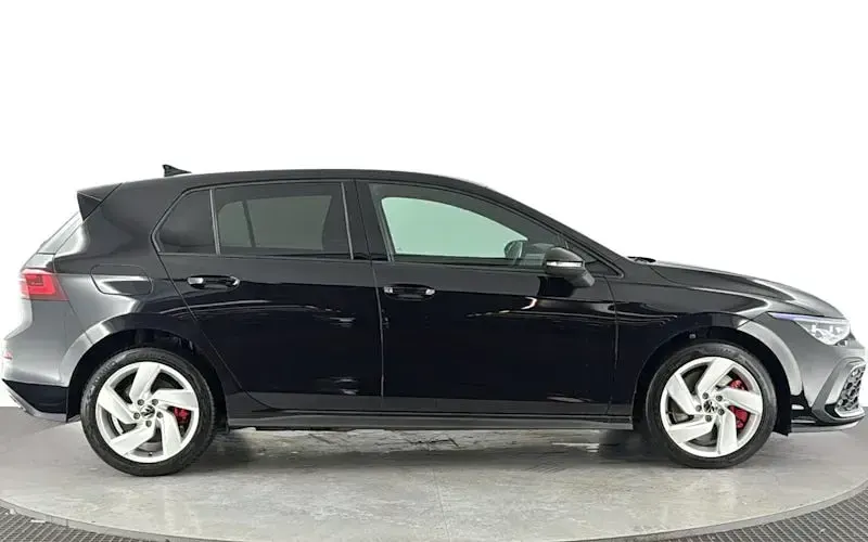 Used VW Golf VIII GTE 245 HP (180 kW) 2024 Hatchback