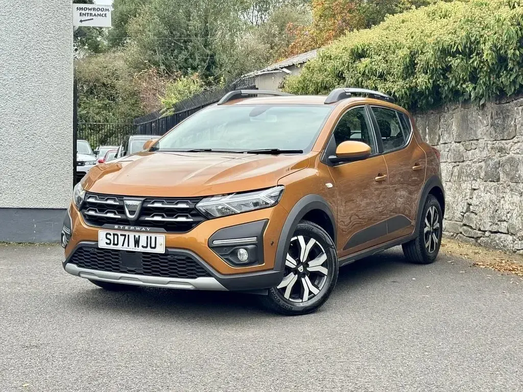 Used Dacia Sandero Prestige 91 HP (66 kW) 2021 Orange Hatchback