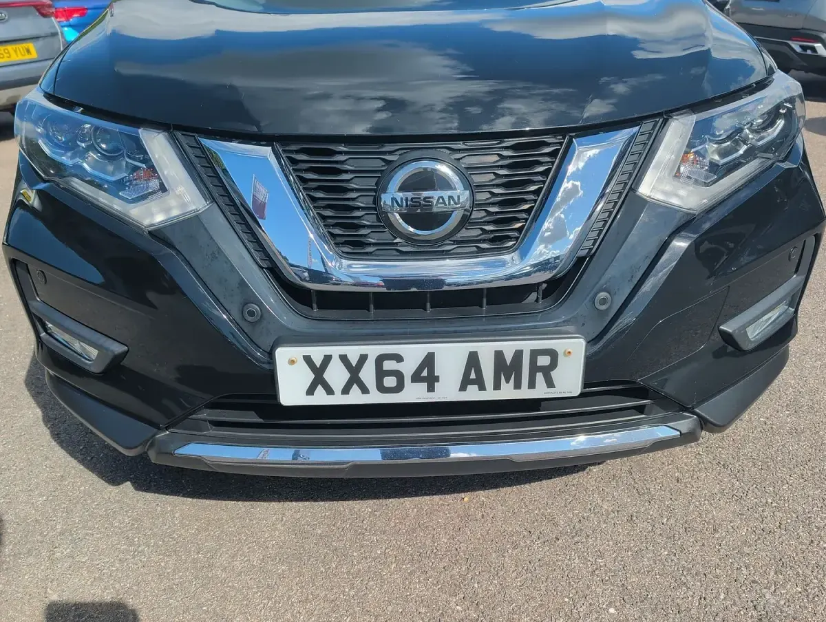 Used Nissan X-Trail Tekna 150 HP (110 kW) 2019 Black SUV