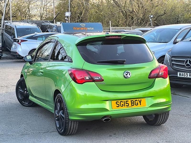Used Vauxhall Corsa Edition 70 HP (51 kW) 2015 Green Hatchback