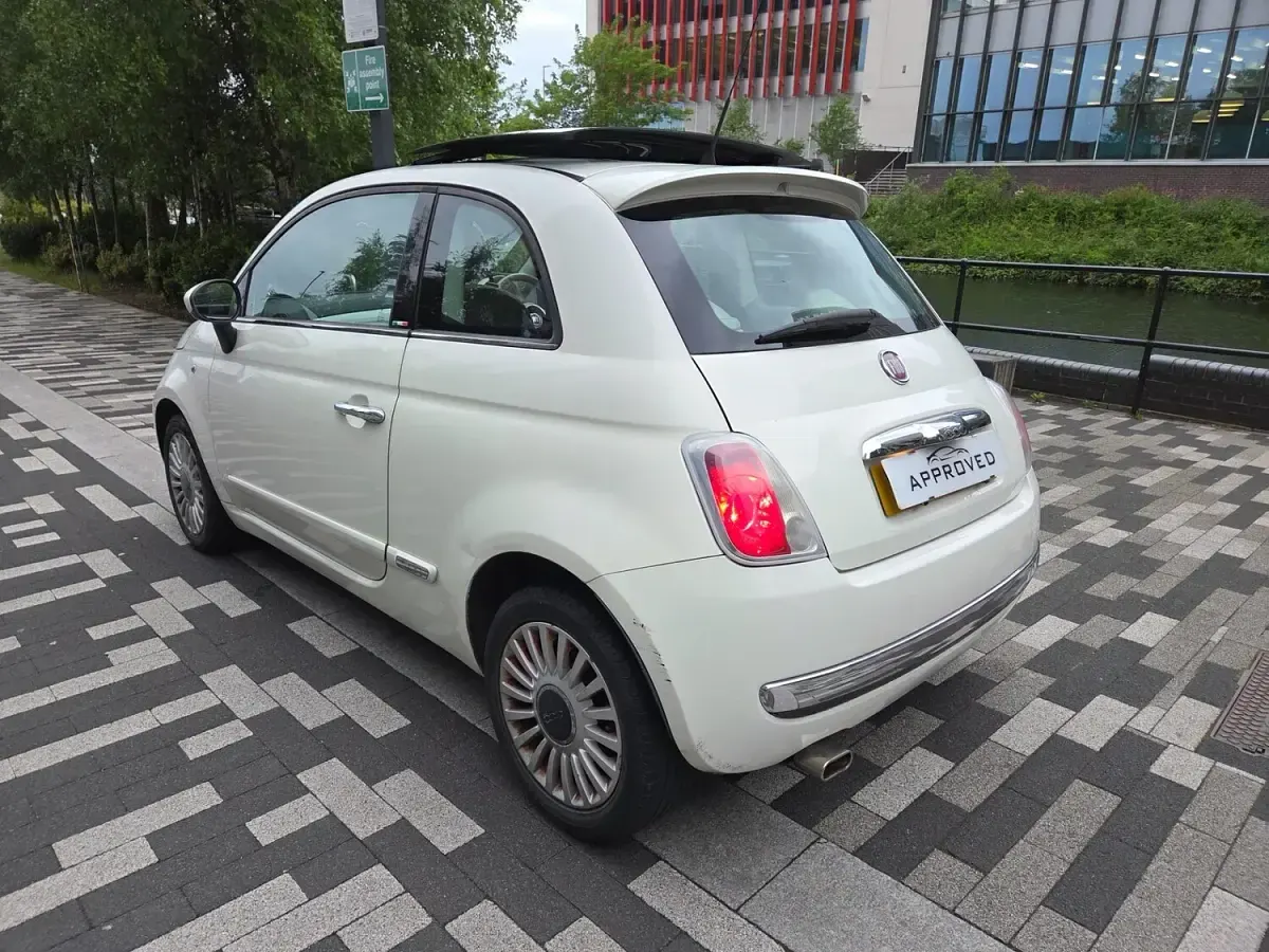 Used Fiat 500 Lounge 2008 White Hatchback