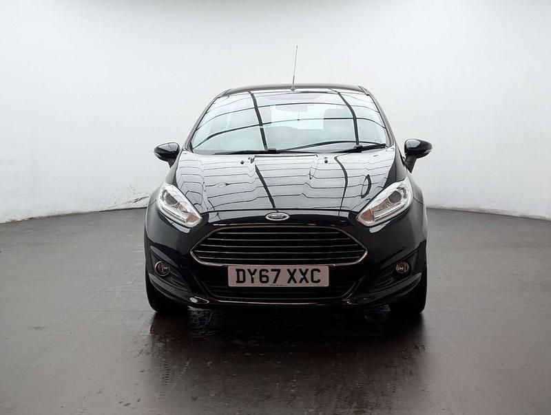 Used Ford Fiesta Zetec 82 HP (60 kW) 2017 Black Hatchback