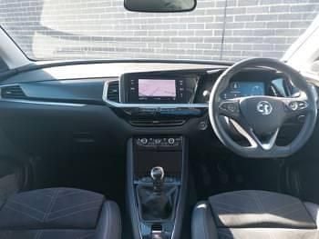 Image 3/4