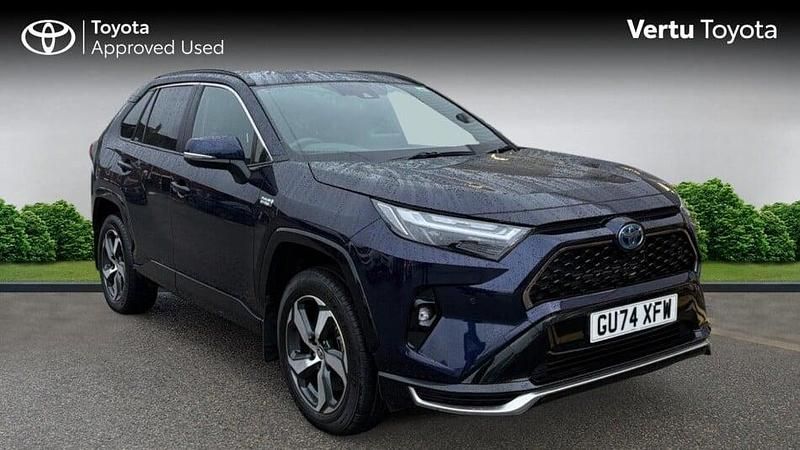 Used 2024 Toyota RAV4 Design Estate | £32,908 (Fair price) - Image 1/3