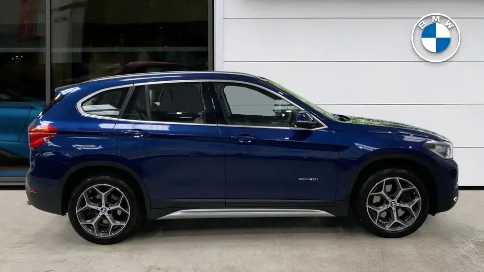 Used BMW X1 xLine 189 HP (139 kW) 2017 Blue SUV
