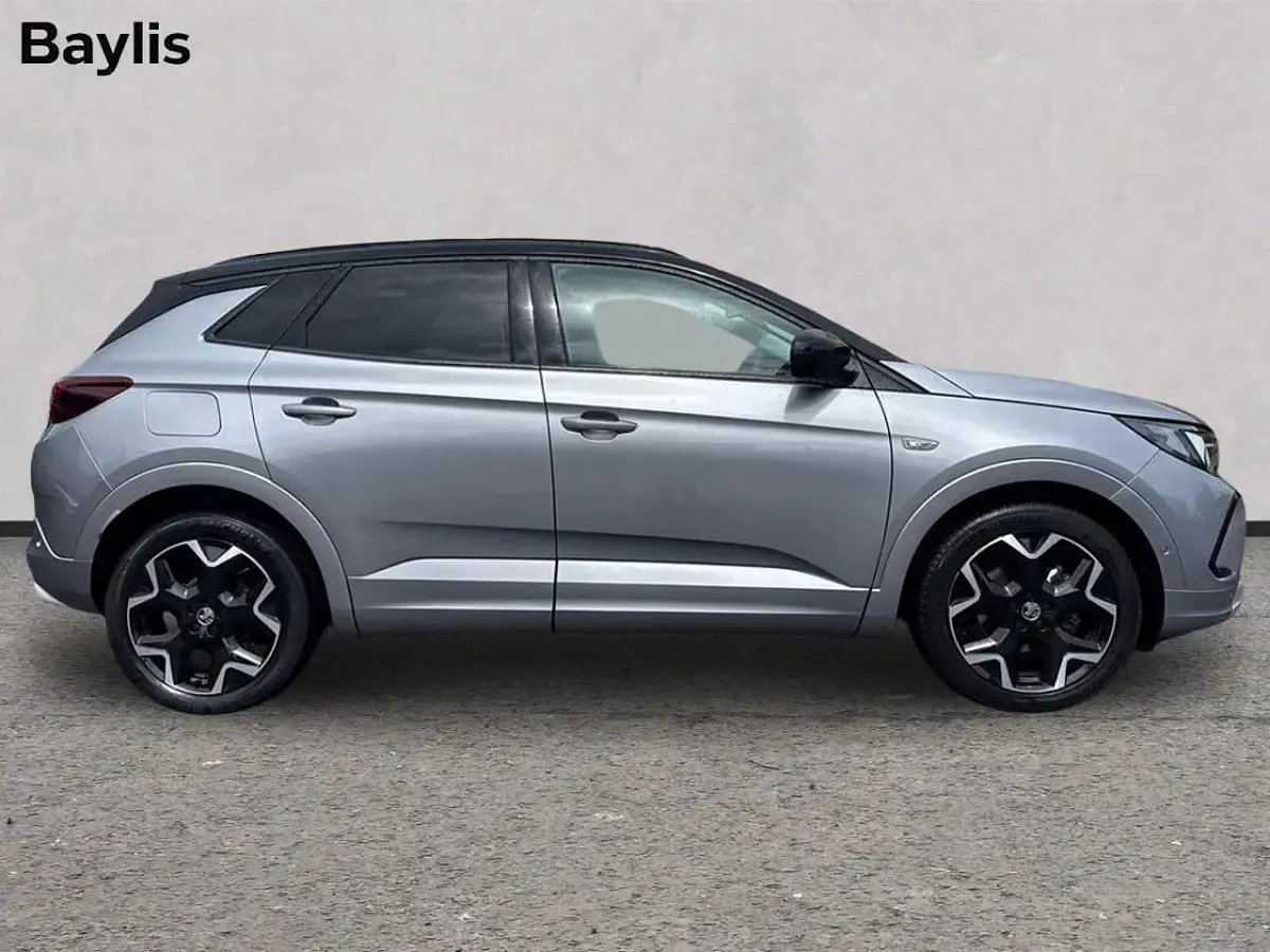 Used Vauxhall Grandland X Ultimate 128 HP (94 kW) 2024 Grey SUV