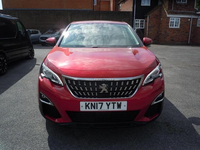 Used Peugeot 3008 Active 2017 Red Hatchback