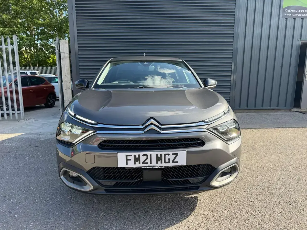 Used Citroën C4 PureTech 102 HP (75 kW) 2021 Grey Hatchback