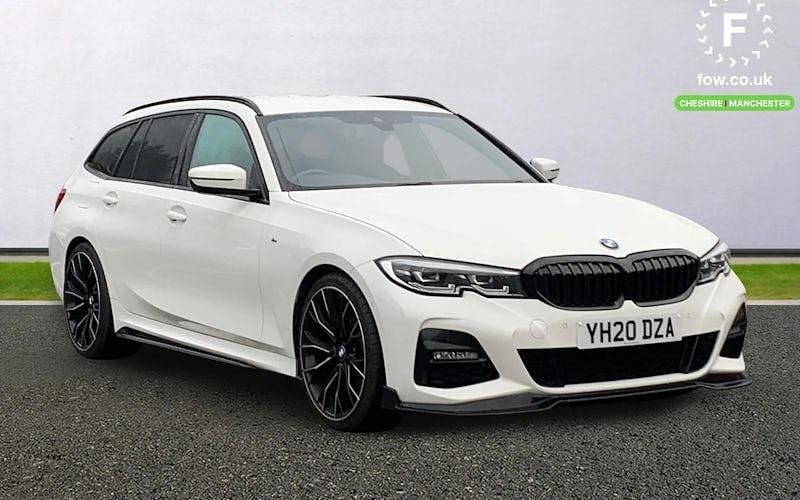 Used 2022 BMW 320 M Sport Estate | £21,099 (Good price) - Image 1/4