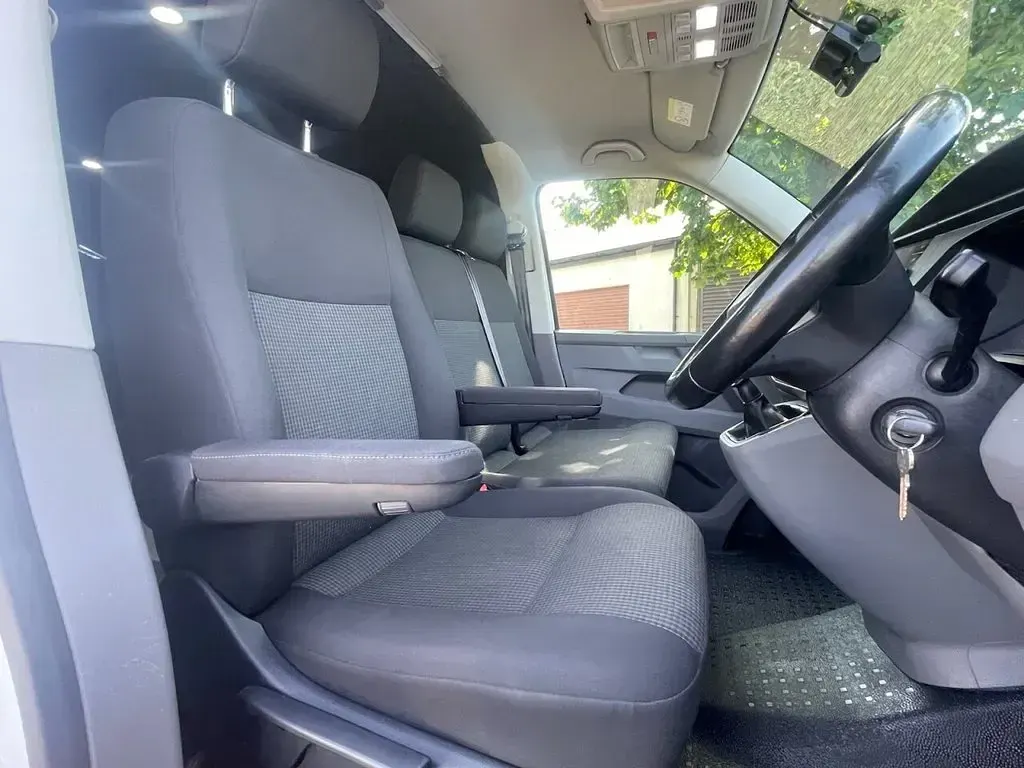 Used VW T6.1 Startline 150 HP (110 kW) 2021 White Van