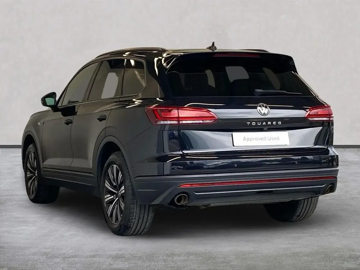 Used VW Touareg SE 231 HP (169 kW) 2022 Black SUV