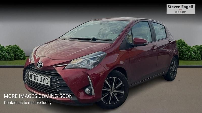 Used Toyota Yaris 2017 Red Hatchback