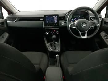 Used Renault Clio V Evolution 145 HP (106 kW) 2022 Red Hatchback