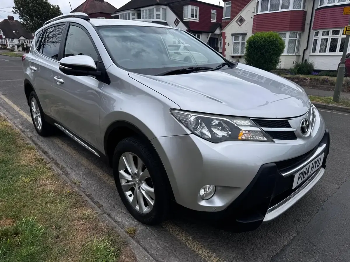 Used Toyota RAV4 150 HP (110 kW) 2014 Silver SUV