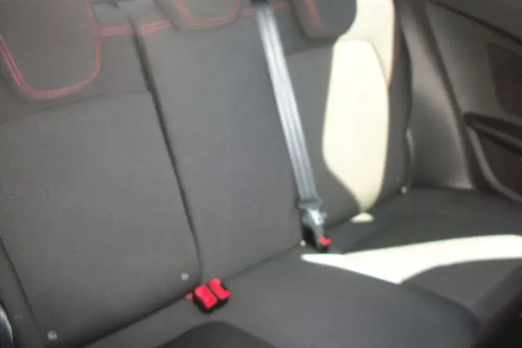 Usado Ford Fiesta ST-Line 100 HP (73 kW) 2019 Vermelho Citadino