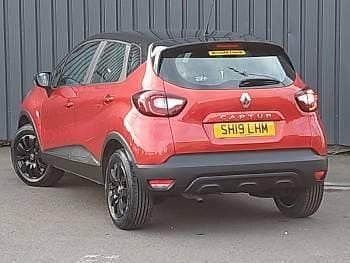 Used Renault Captur Play 90 HP (66 kW) 2019 Red SUV