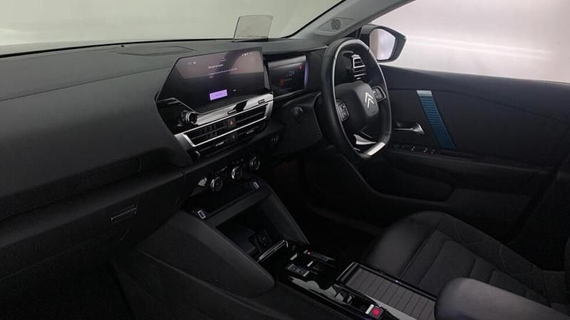 Grey Used 2023 Citroën e-C4 Shine SUV | £12,490 (Good price) - Image 1/3