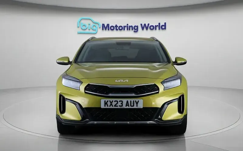 Used Kia XCeed 141 HP (103 kW) 2023 Yellow SUV