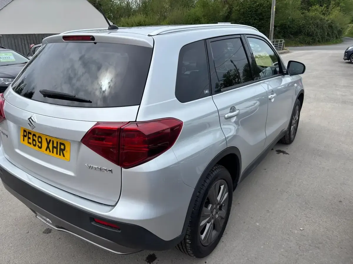 Used Suzuki Vitara SZ-T 140 HP (102 kW) 2019 Silver SUV