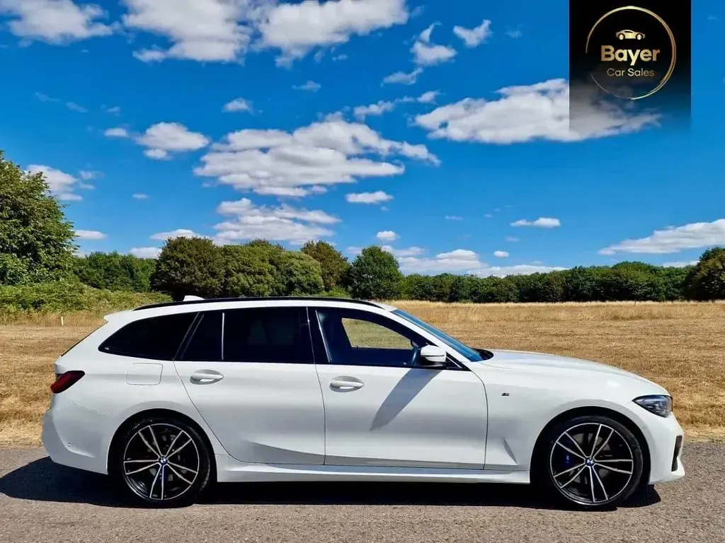 Used BMW 320 M Sport 2022 White Estate