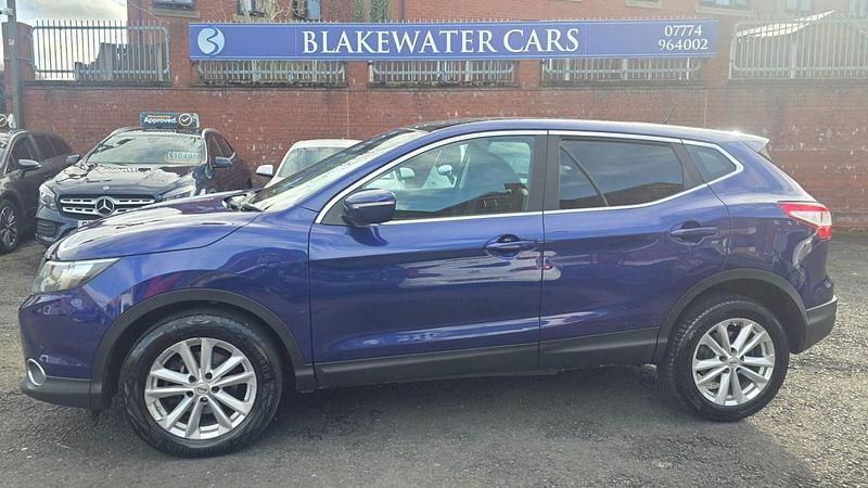 Used Nissan Qashqai Acenta Premium 2014 Blue SUV