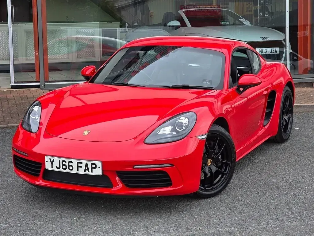 Used Porsche Cayman 2016 Red Coupe