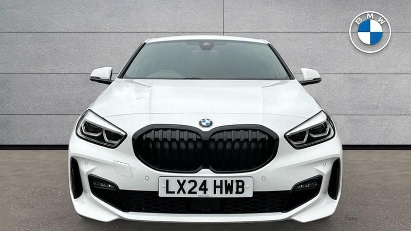 Used BMW 118 M Sport 134 HP (98 kW) 2024 White Hatchback