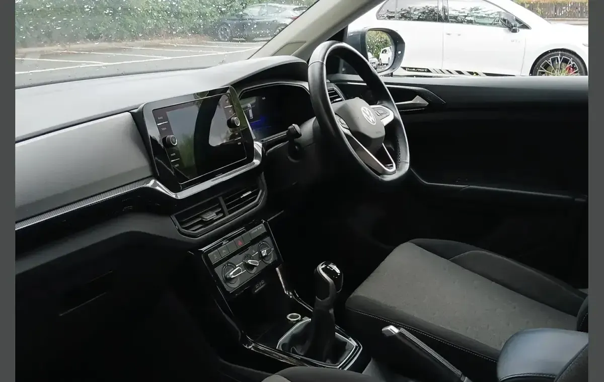 Used VW T-Cross Life 95 HP (69 kW) 2025 Grey SUV