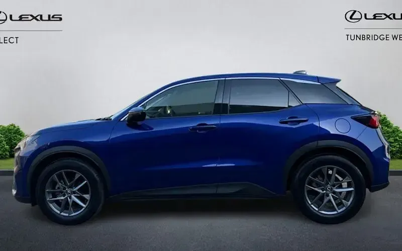 Used Lexus LBX 136 HP (100 kW) 2026 SUV